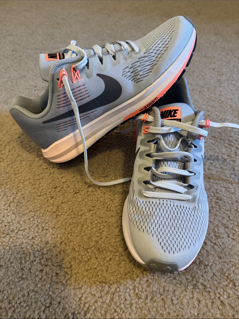 Nike ZOOM Gray and Pink Women's Running Sneakers